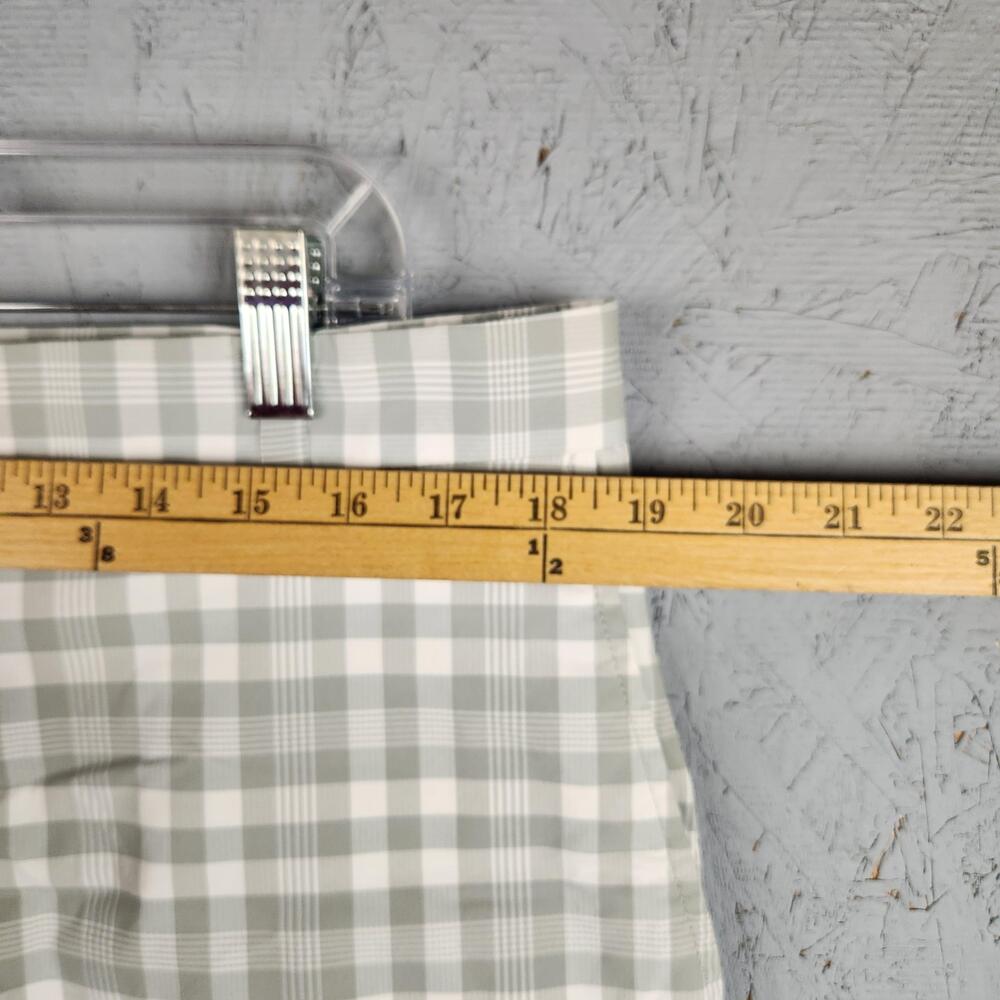 Nike Golf Shorts Mens 36 Gray White Check Plaid Dri Fit Performance Logo Pockets - Picture 3 of 11
